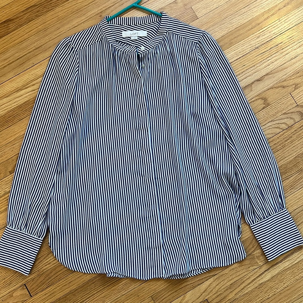 Navy and white marrow striped Loft long sleeve blouse